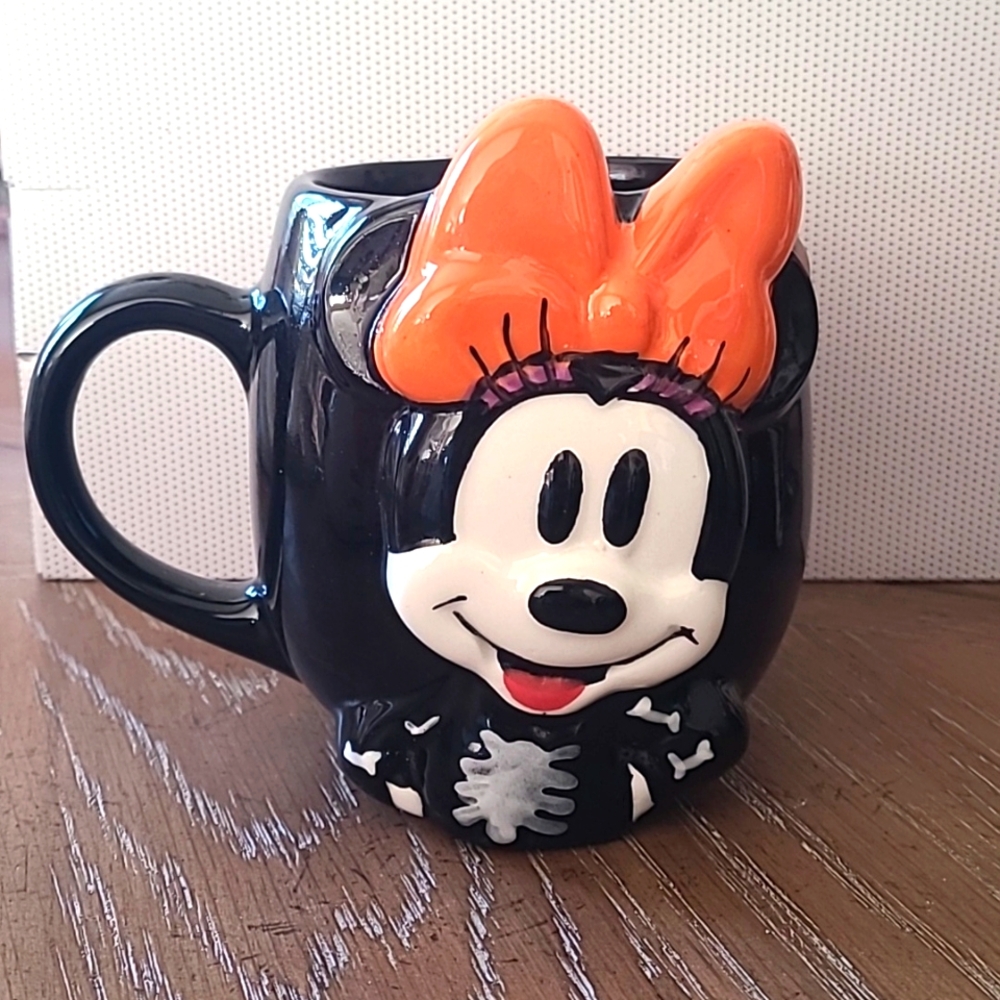 New Disney Minnie mouse halloween mug